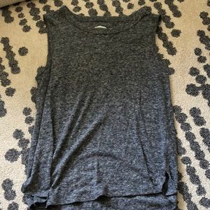 Marled grey muscle tank